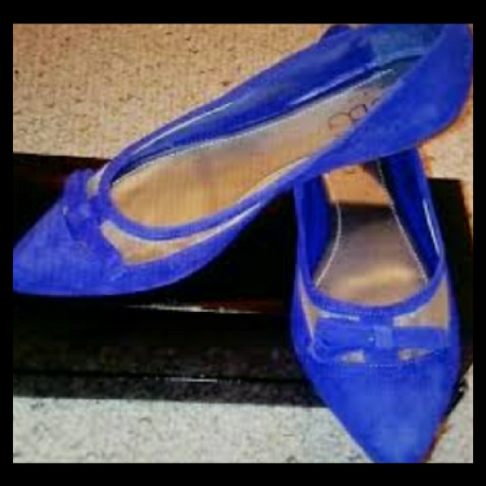 BCBG Paris Zarine Suede Leather Slip Ons Flats
